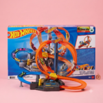 Track Set with 1:64 Scale Toy Car, Motorized, Multi-Lane Racing and Crashing - CDL45